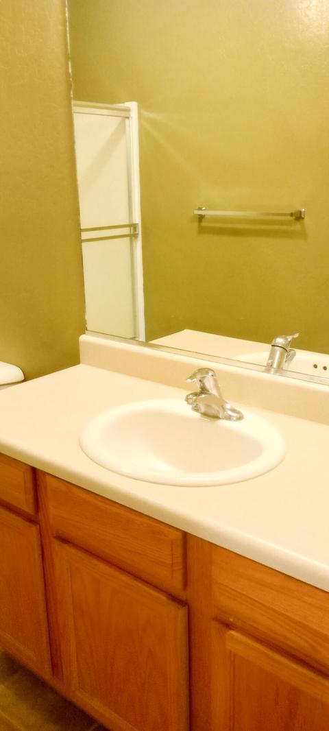 2416 E Chestnut Ct, Visalia, CA 93292 photo 26