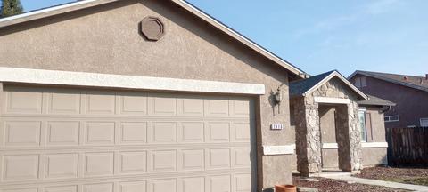 2416 E Chestnut Ct, Visalia, CA 93292 photo 2