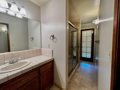 558 E Birch Ave, Hanford, CA 93230 photo 28