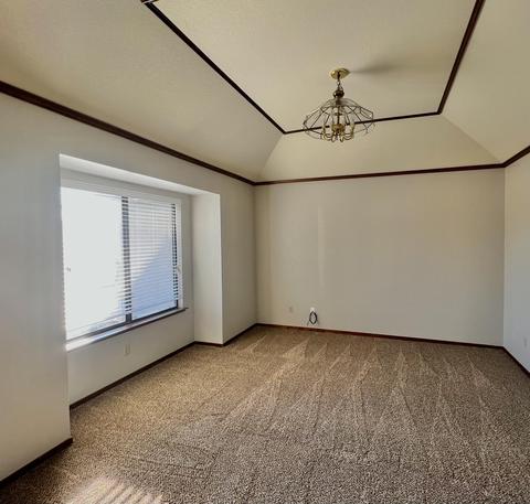 558 E Birch Ave, Hanford, CA 93230 photo 10