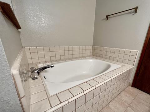 558 E Birch Ave, Hanford, CA 93230 photo 35