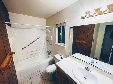 1905 E Alpine Ave, Tulare, CA 93274 photo 14
