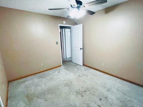 1905 E Alpine Ave, Tulare, CA 93274 photo 15