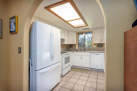 42175 Mynatt Dr, Three Rivers, CA 93271 photo 8