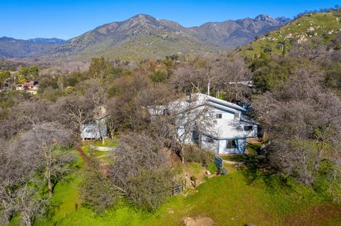 42175 Mynatt Dr, Three Rivers, CA 93271 photo 1