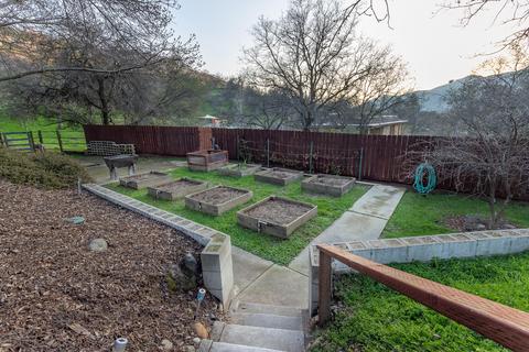 42175 Mynatt Dr, Three Rivers, CA 93271 photo 23