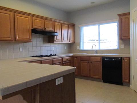 394 E Beech Ave, Reedley, CA 93654 photo 10