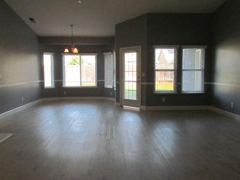 394 E Beech Ave, Reedley, CA 93654 photo 7