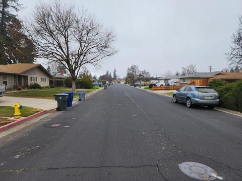 134 Cole Ave, Clovis, CA 93612 photo 2