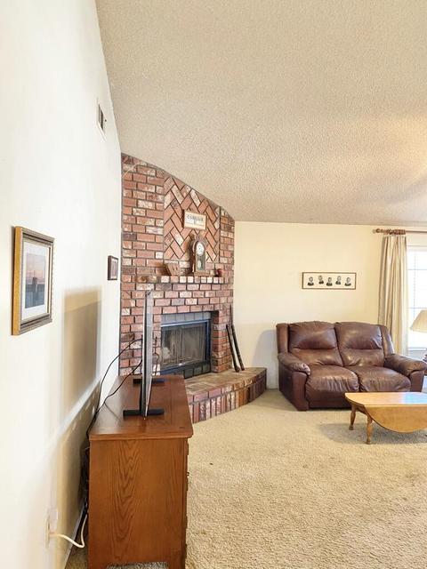 21801 Mid Way, Tehachapi, CA 93561 photo 4
