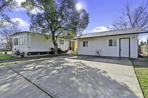 9787 Orchard Dr, Hanford, CA 93230