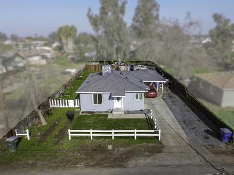 806 E Cameron St, Hanford, CA 93230 photo 25