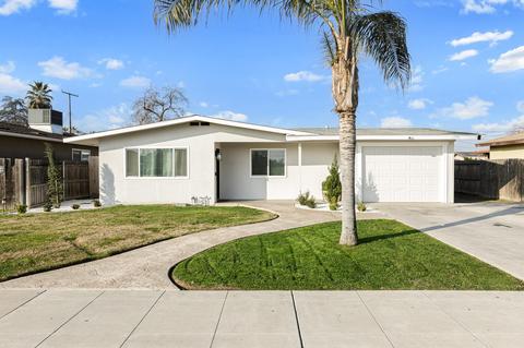 821 N E St, Tulare, CA 93274 photo 1