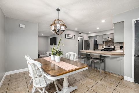 821 N E St, Tulare, CA 93274 photo 7