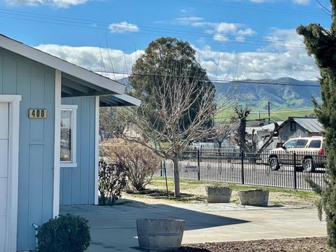 400 E Stanislaus St, Avenal, CA 93204 photo 4