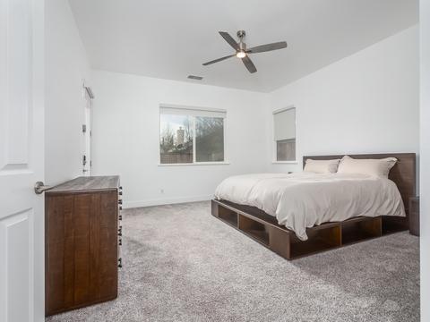 2082 Everglade Ave, Clovis, CA 93619 photo 32