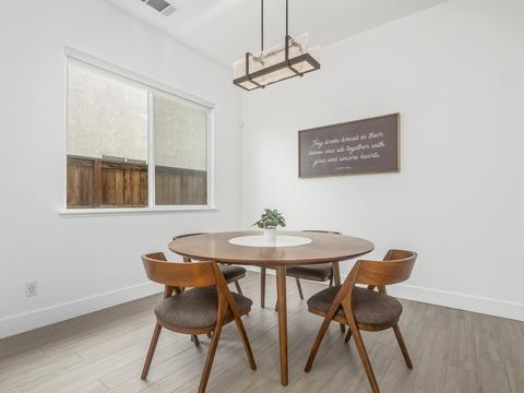 2082 Everglade Ave, Clovis, CA 93619 photo 13