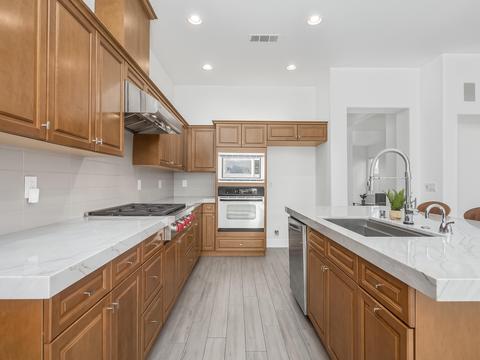 2082 Everglade Ave, Clovis, CA 93619 photo 17