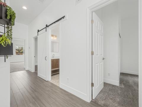 2082 Everglade Ave, Clovis, CA 93619 photo 25