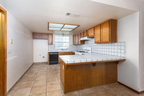 1660 E Gerald Ave, Dinuba, CA 93618 photo 5