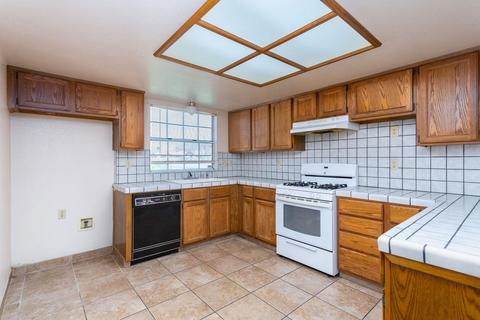 1660 E Gerald Ave, Dinuba, CA 93618 photo 6
