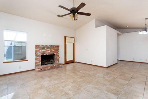 1660 E Gerald Ave, Dinuba, CA 93618 photo 3