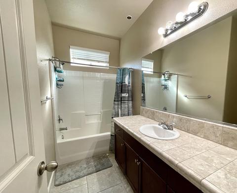 889 Legacy Dr, Lemoore, CA 93245 photo 19