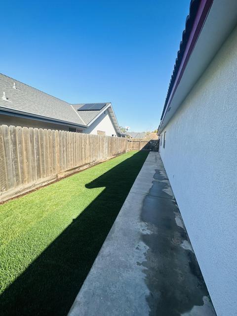 2207 E Kaweah Ct, Visalia, CA 93292 photo 31