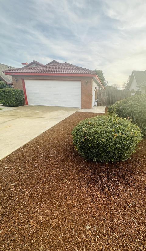 2207 E Kaweah Ct, Visalia, CA 93292 photo 3