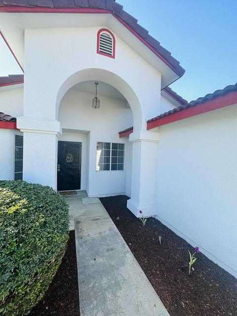 2207 E Kaweah Ct, Visalia, CA 93292 photo 5