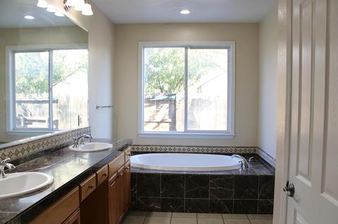 161 W Colony Rd, Ripon, CA 95366 photo 17