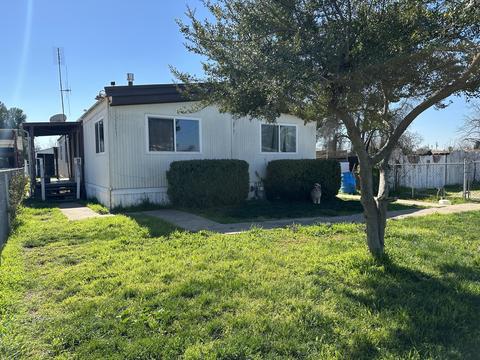 15915 Beechwood Ave, Ivanhoe, CA 93235 photo 1