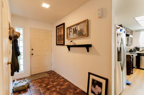 2820 E Vine Ave, Visalia, CA 93292 photo 8