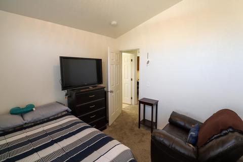 2419 E Oak Ct, Visalia, CA 93292 photo 19