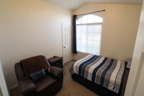 2419 E Oak Ct, Visalia, CA 93292 photo 18