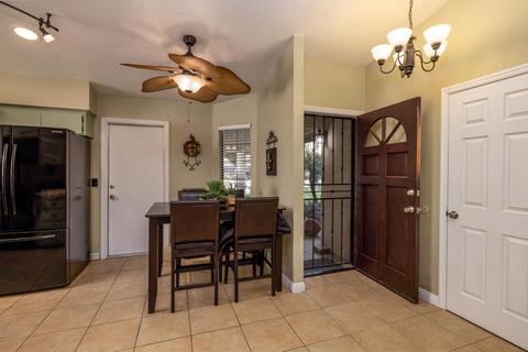1963 E Valley Forge Ave, Tulare, CA 93274 photo 8