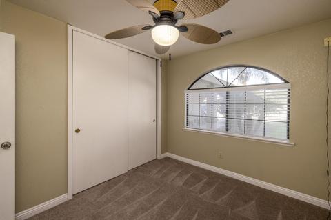 1963 E Valley Forge Ave, Tulare, CA 93274 photo 12