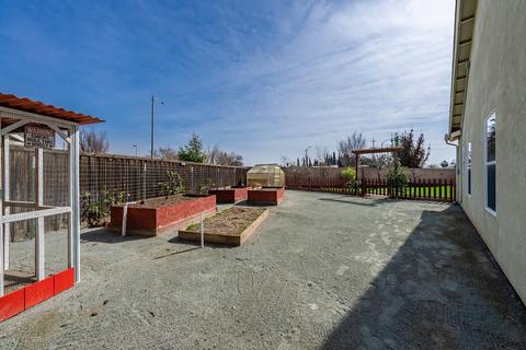 959 Jubilee Ct, Lemoore, CA 93245 photo 48