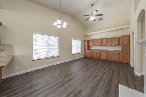 959 Jubilee Ct, Lemoore, CA 93245 photo 11