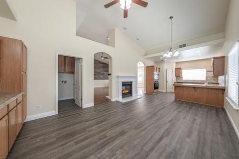 959 Jubilee Ct, Lemoore, CA 93245 photo 10