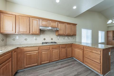 959 Jubilee Ct, Lemoore, CA 93245 photo 15