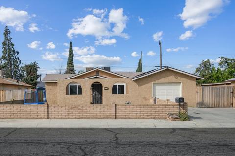 1117 N Stover St, Visalia, CA 93292