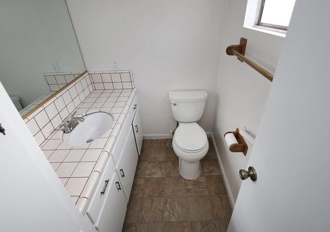 575 E Laguna Ave, Laton, CA 93242 photo 43