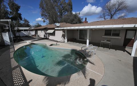 575 E Laguna Ave, Laton, CA 93242 photo 10