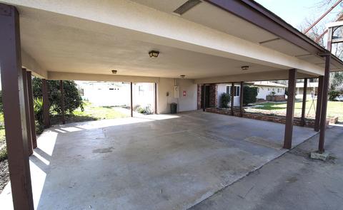 575 E Laguna Ave, Laton, CA 93242 photo 9