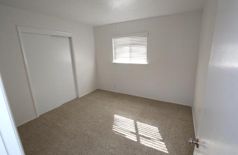 575 E Laguna Ave, Laton, CA 93242 photo 34