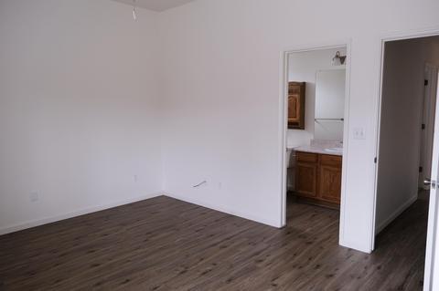 1909 E Monte Verde Ave, Visalia, CA 93292 photo 7