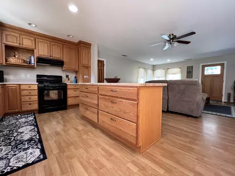 43804 Washburn Dr, Three Rivers, CA 93271 photo 8