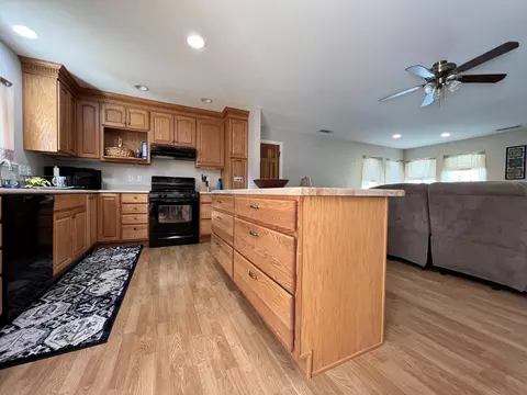 43804 Washburn Dr, Three Rivers, CA 93271 photo 6