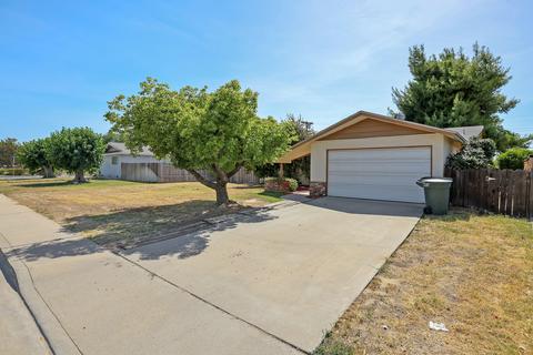 1525 N Lemoore Ave, Lemoore, CA 93245 photo 2